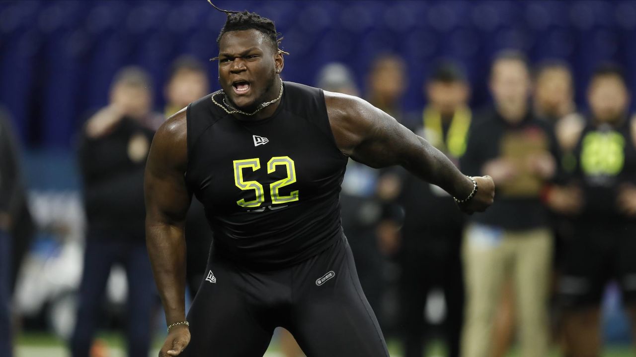 Walmart Athens - Lexington Rd - Congratulations to Isaiah Wilson on being  selected 29th overall by the Tennessee Titans in the NFL Draft! Go Dawgs!