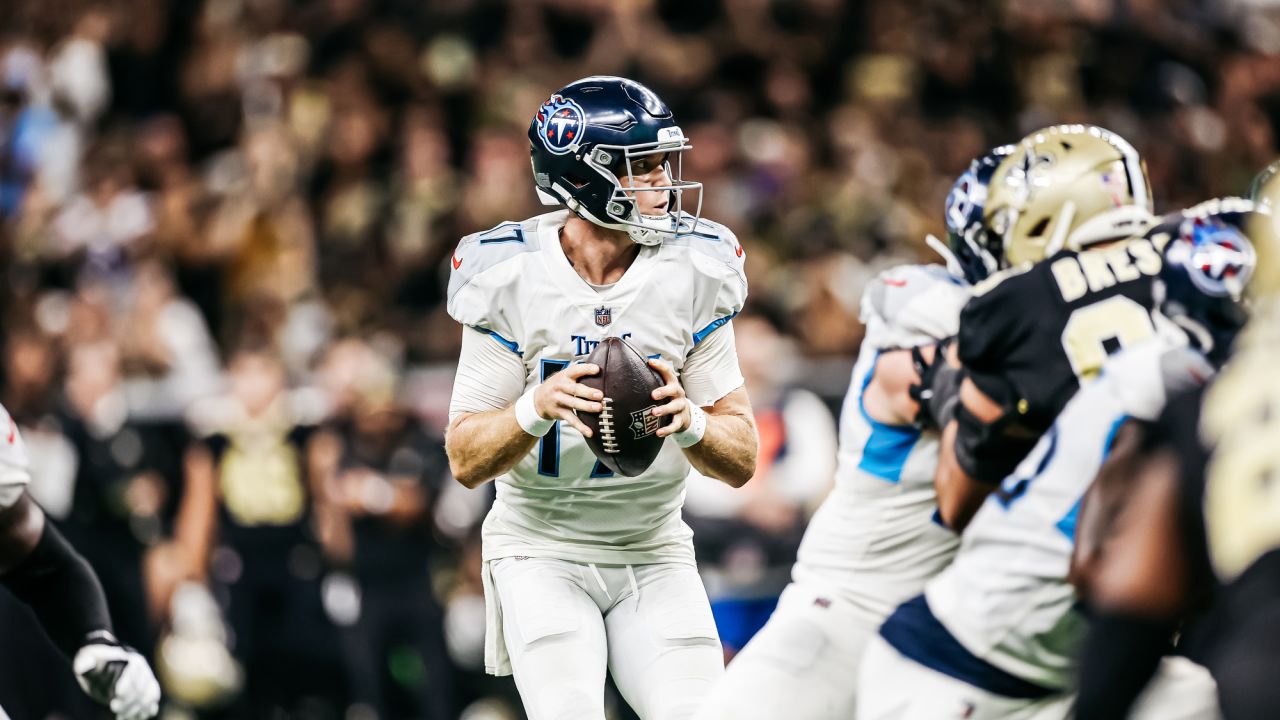 Red Zone Woes Cost Tennessee Titans in 16-15 Loss to New Orleans Saints in  Season Opener - Sports Illustrated Tennessee Titans News, Analysis and More