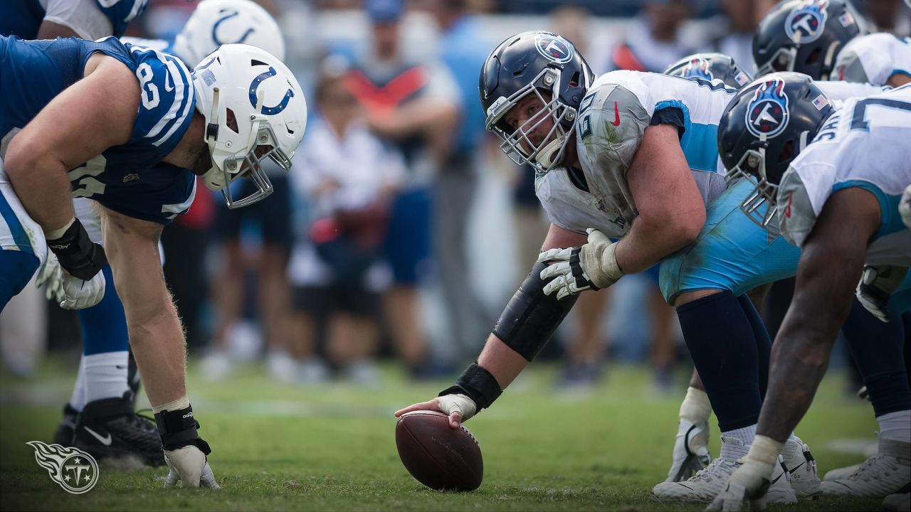 Tennessee Titans center Ben Jones (60) stands on the sideline