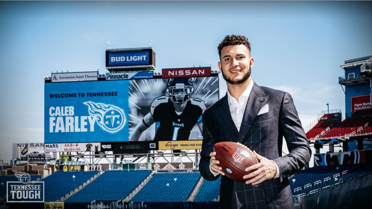 Caleb Farley 'Not Ready,' Won't Play at Atlanta - Sports Illustrated Tennessee  Titans News, Analysis and More