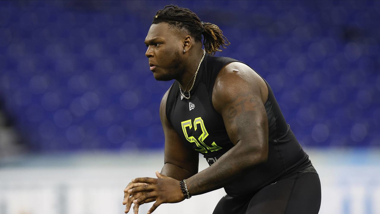 Former UGA lineman, Tennessee Titans first-round draft pick Isaiah Wilson  goes on NFL's Reserve/COVID-19 list