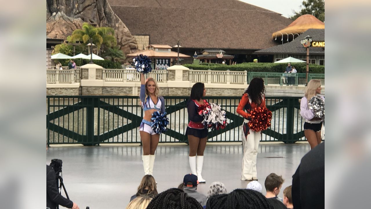 Kississimee, Florida, USA. 23rd Jan, 2020. Pro Bowl cheerleader