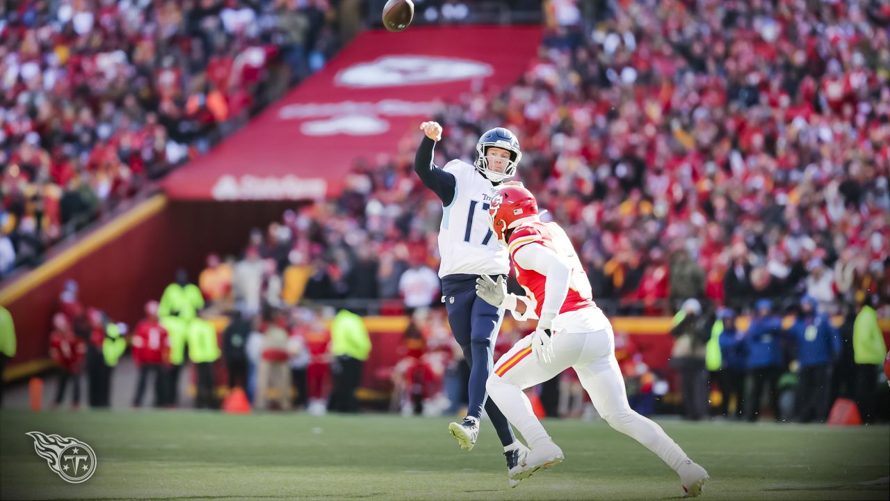 Chiefs shut down Henry, Titans game plan in AFC title game – KGET 17