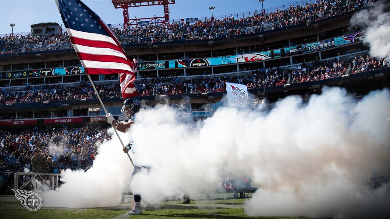 The opening game of the Tennessee Titans and the Atlanta Falcons packed the  new Adelphia Coliseum on Aug. 27, 1999, for their first home game ever. :  r/NashvilleHistory