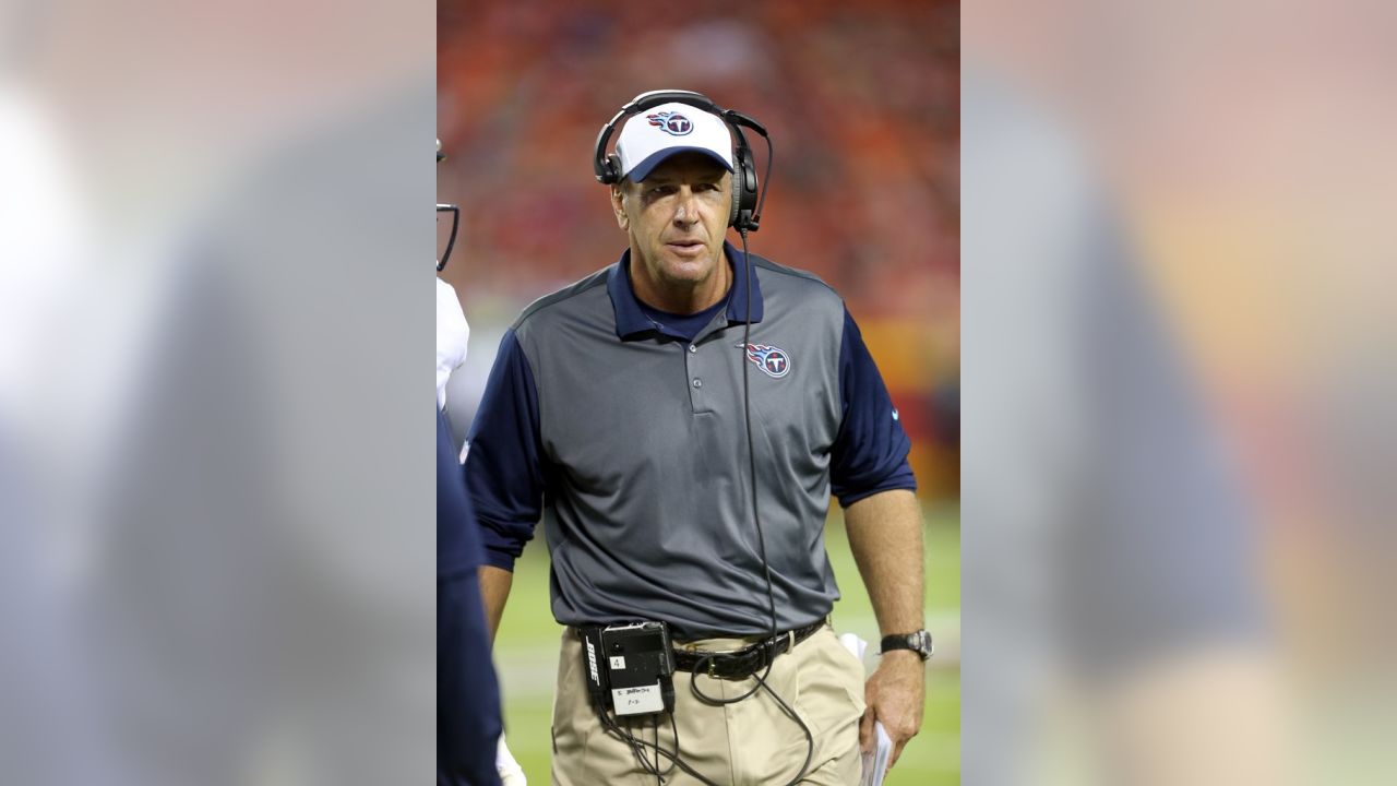 Mike Mularkey has interim head coach tag lifted by Titans