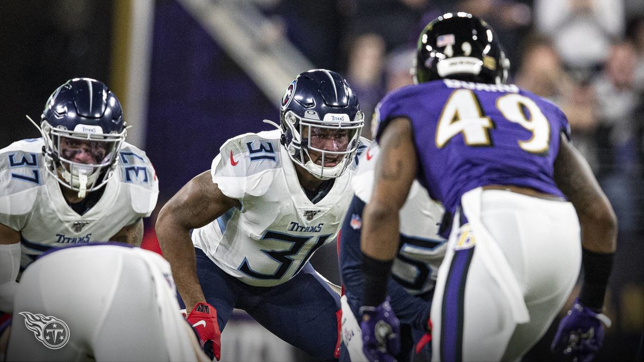 Tennessee Titans players tearful, emotional as they take a stand against  racial injustice