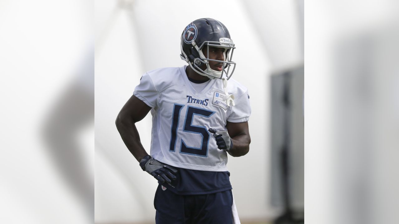 Proud Nephew: Titans RB Dalyn Dawkins Treasures Advice from HOF Uncle Brian  Dawkins