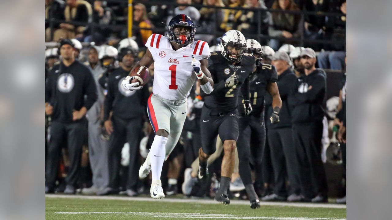 The 2019 WR Draft Class Is Special because of A.J. Brown and Company - A to  Z Sports