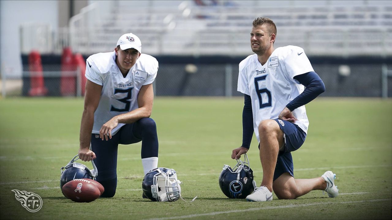 Tennessee Titans tell three-time Pro Bowl punter Brett Kern they