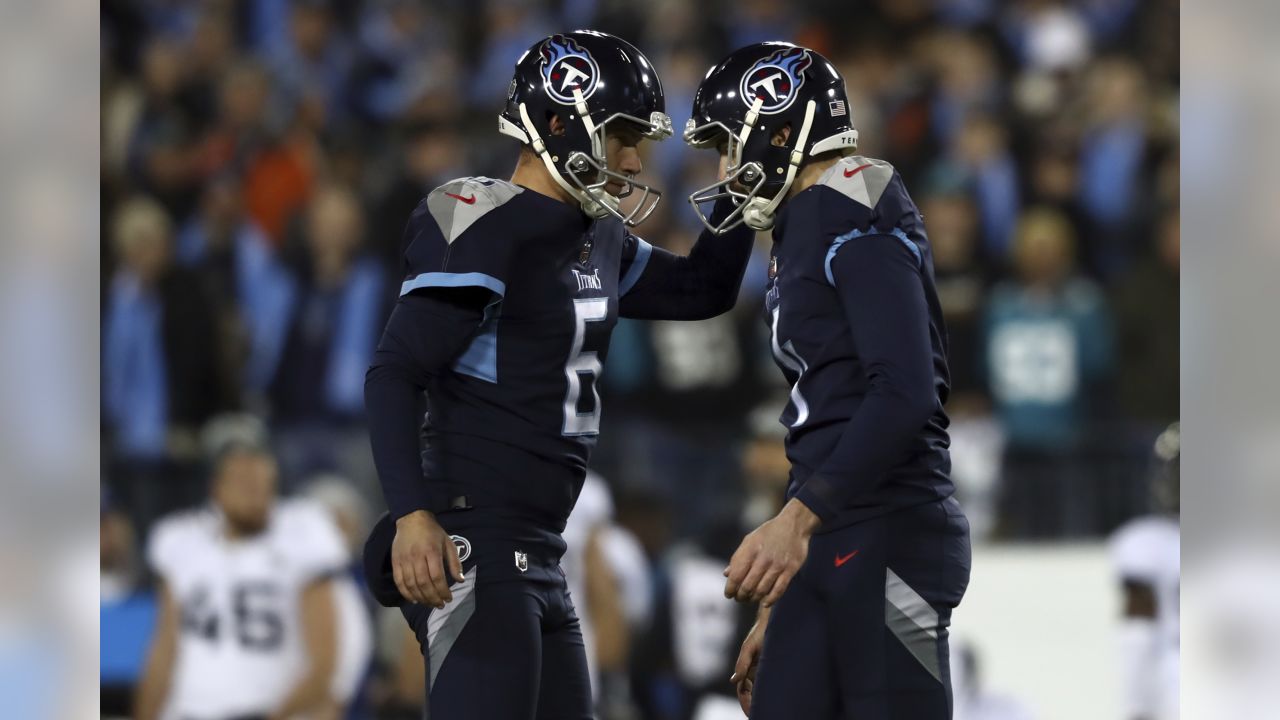 Titans punter Brett Kern agrees to terms on extension