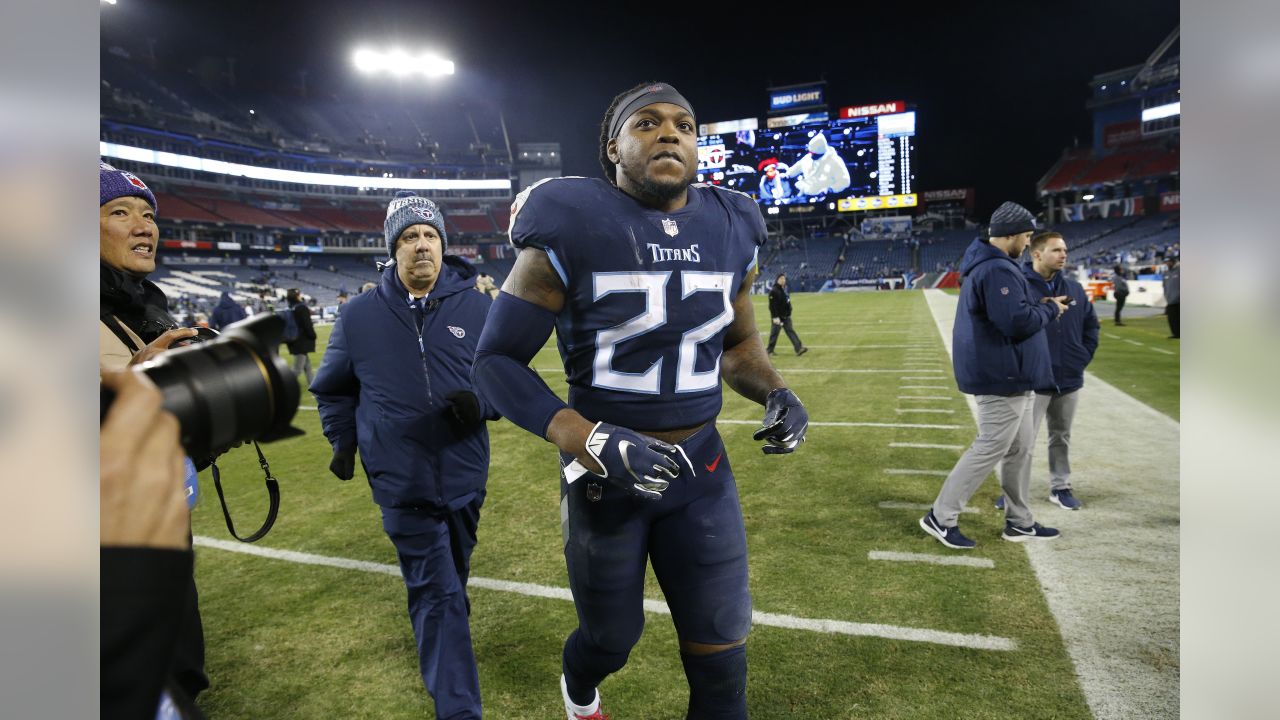 Oilers Hall of Famer Earl Campbell a Fan of Titans Running Backs Past  (Eddie George) and Present (Derrick Henry)