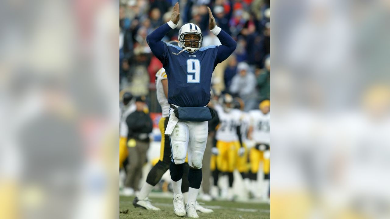 January 30, 2000: Tennessee Titans quarterback Steve McNair #9 drops back  to pass against the St. Louis Rams in Super Bowl XXXIV (34). The Rams  defeated the Titans by the final score