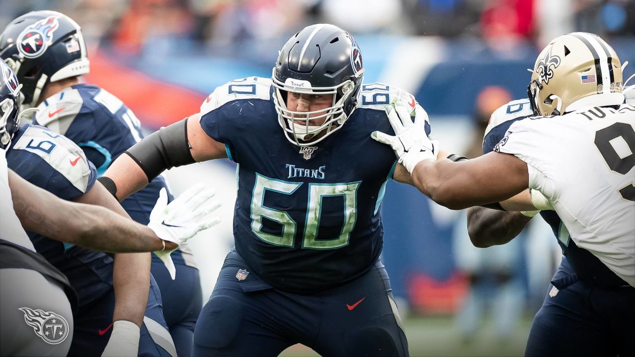 NASHVILLE, TN - SEPTEMBER 25: Tennessee Titans center Ben Jones (60) and  Tennessee Titans guard