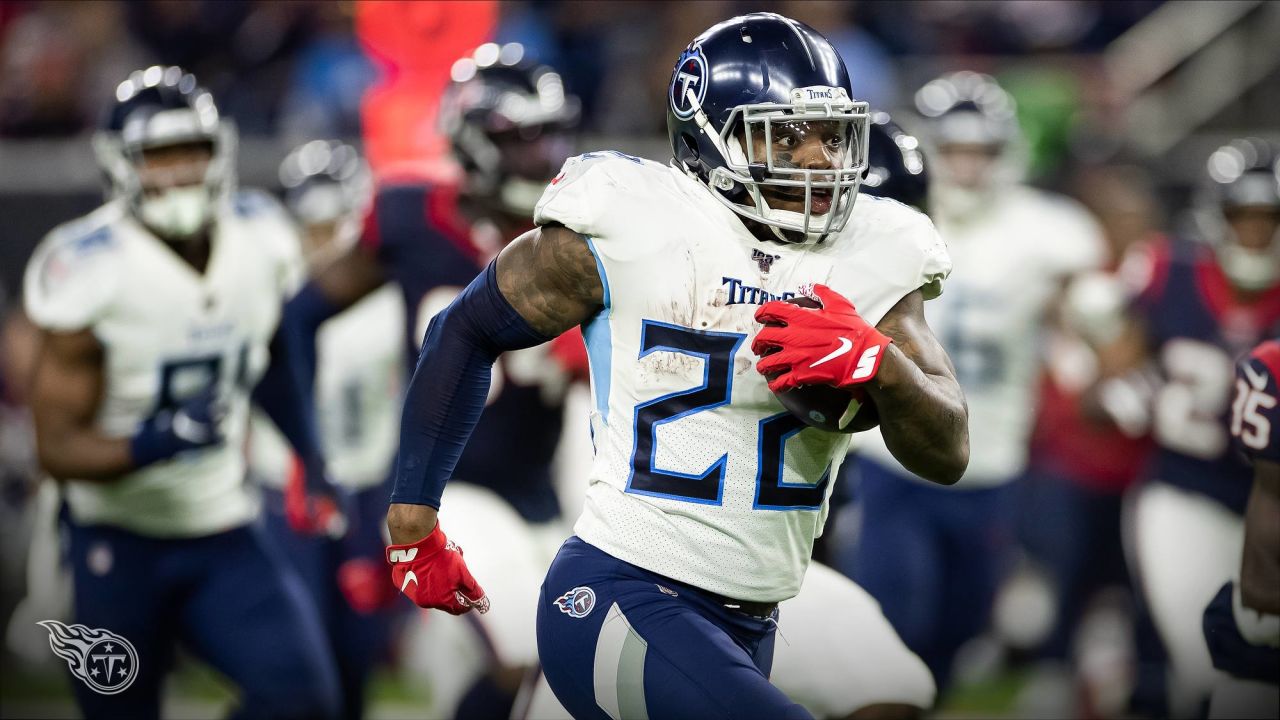 December 29, 2019: Tennessee Titans running back Derrick Henry (22) carries  the ball during the 2nd quarter of an NFL football game between the  Tennessee Titans and the Houston Texans at NRG