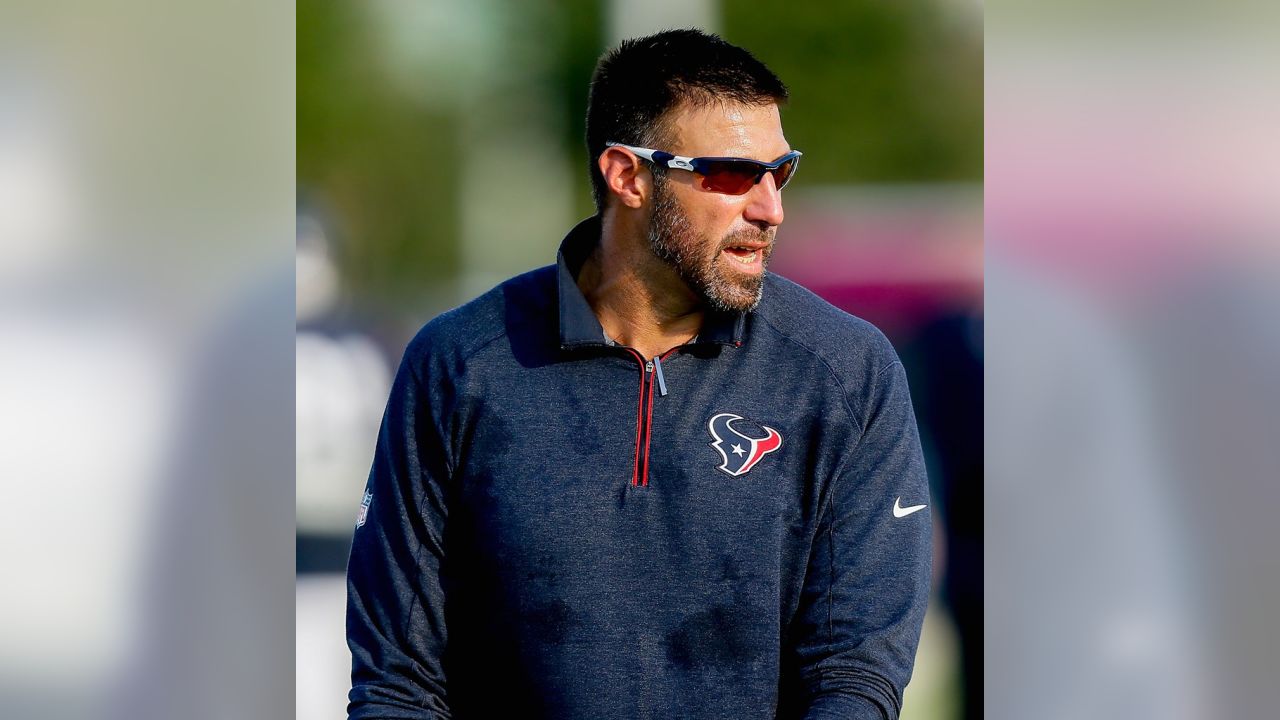 Titans Interview Mike Vrabel for Head Coaching Job
