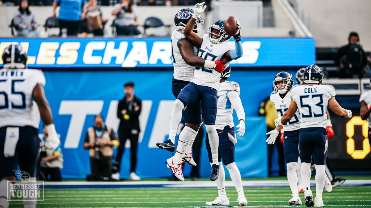 December 18, 2022 Tennessee Titans quarterback Ryan Tannehill (17) carries  the ball during the NFL football game against the Los Angeles Chargers in  Inglewood, California. Mandatory Photo Credit : Charles Baus/CSM/Sipa  USA(Credit