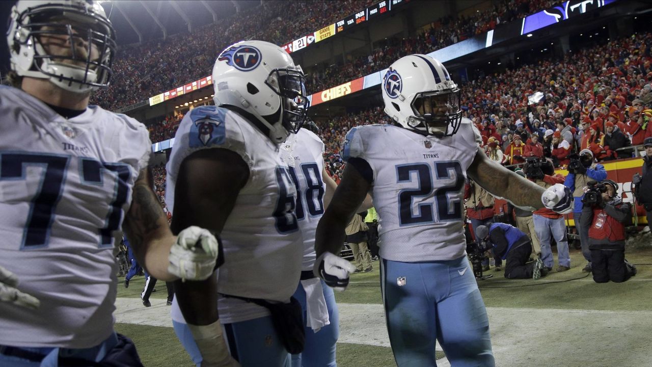 Watch: Derrick Henry throws a jump-pass TD as Titans smash Bengals