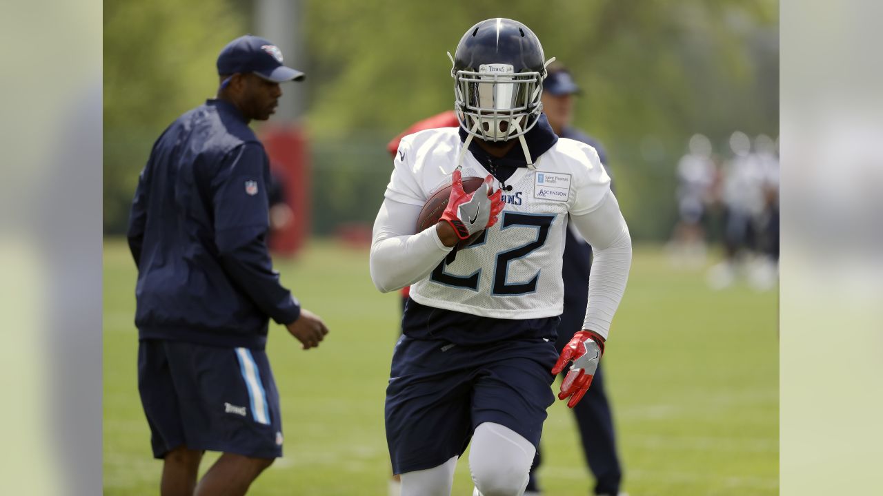 Tennessee Titans defensive back Joshua Kalu takes part in drills during  training camp at the NFL football team's practice facility Friday, July 29,  2022, in Nashville, Tenn. (AP Photo/Mark Humphrey Stock Photo 