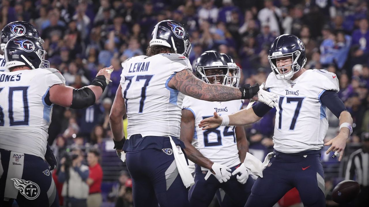 Twin Brothers go head-to-head Mic'd Up for Texans vs. Lions on Thanksgiving  Day