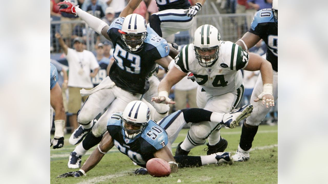 Tennessee Titans wide receiver Eric Decker (87) breaks down field against New  York Jets cornerback Juston Burris (32) during the second quarter of an NFL  football game, Saturday, Aug. 12, 2017, in …