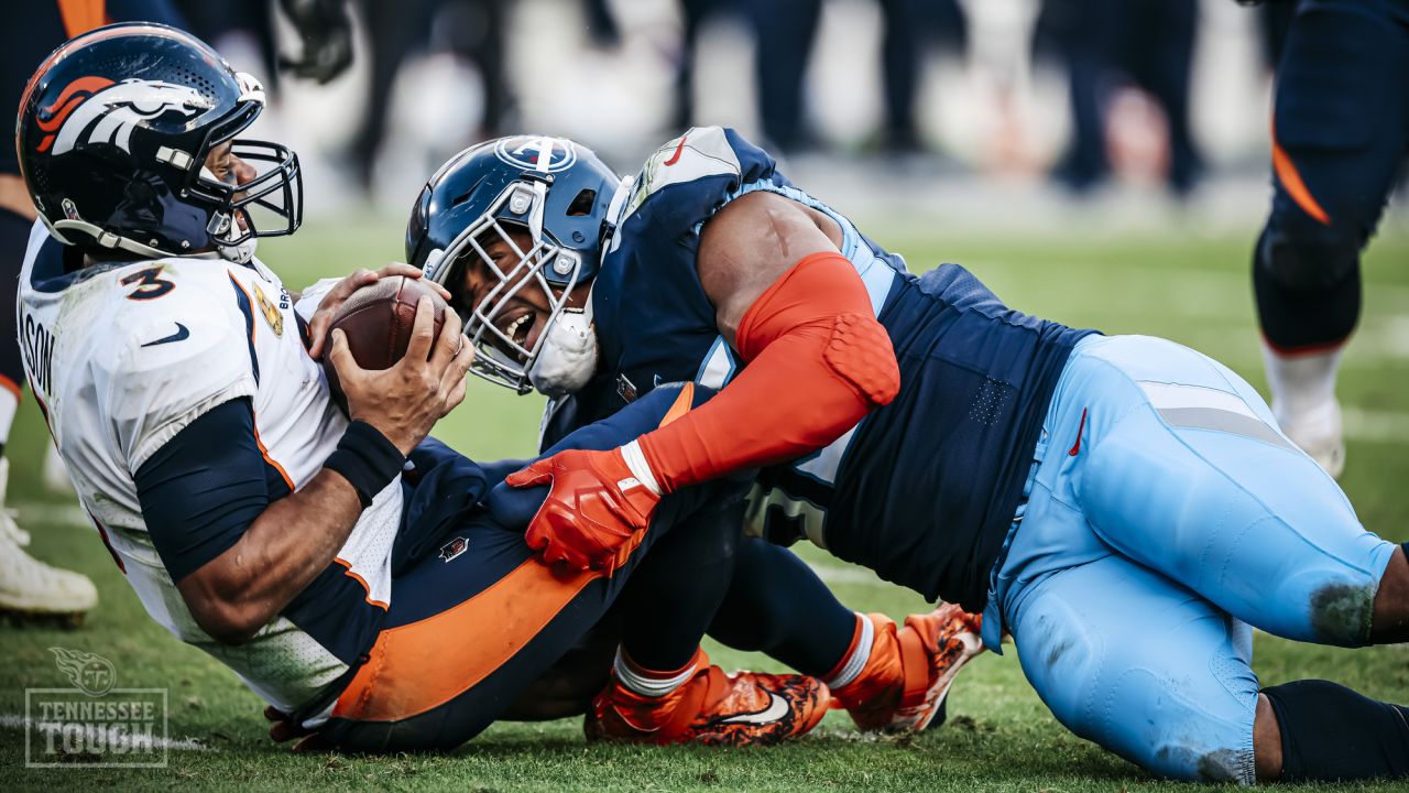 Titans Find a Way in 17-10 Win Over the Broncos