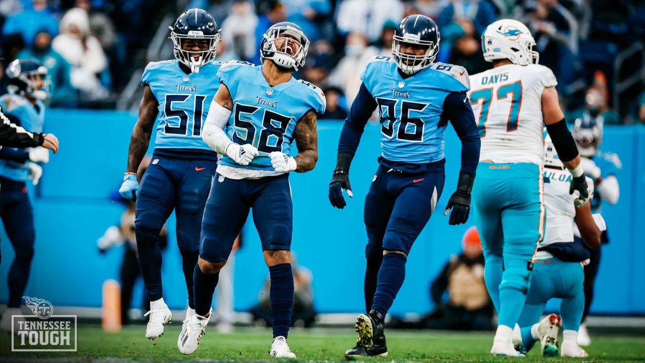 Crown 'Em: Titans Win AFC South With 34-3 Win Over the Dolphins