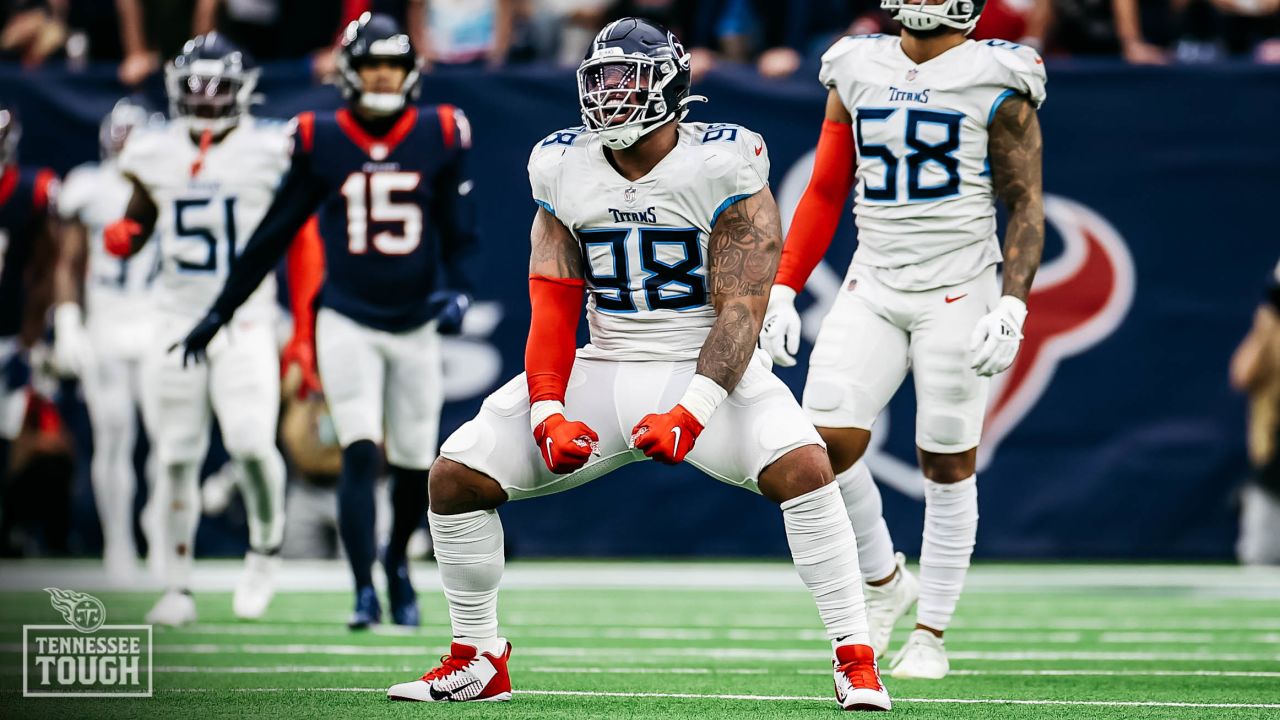 Tennessee Titans beat Houston Texans to clinch AFC's number one seed