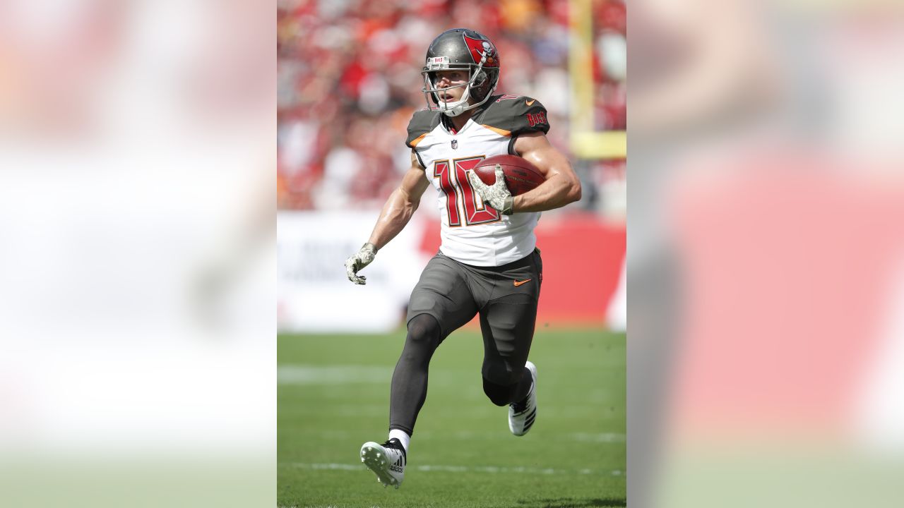 Adam Humphries, Titans Agree to Reported 4-Year, $36 Million Contract, News,  Scores, Highlights, Stats, and Rumors