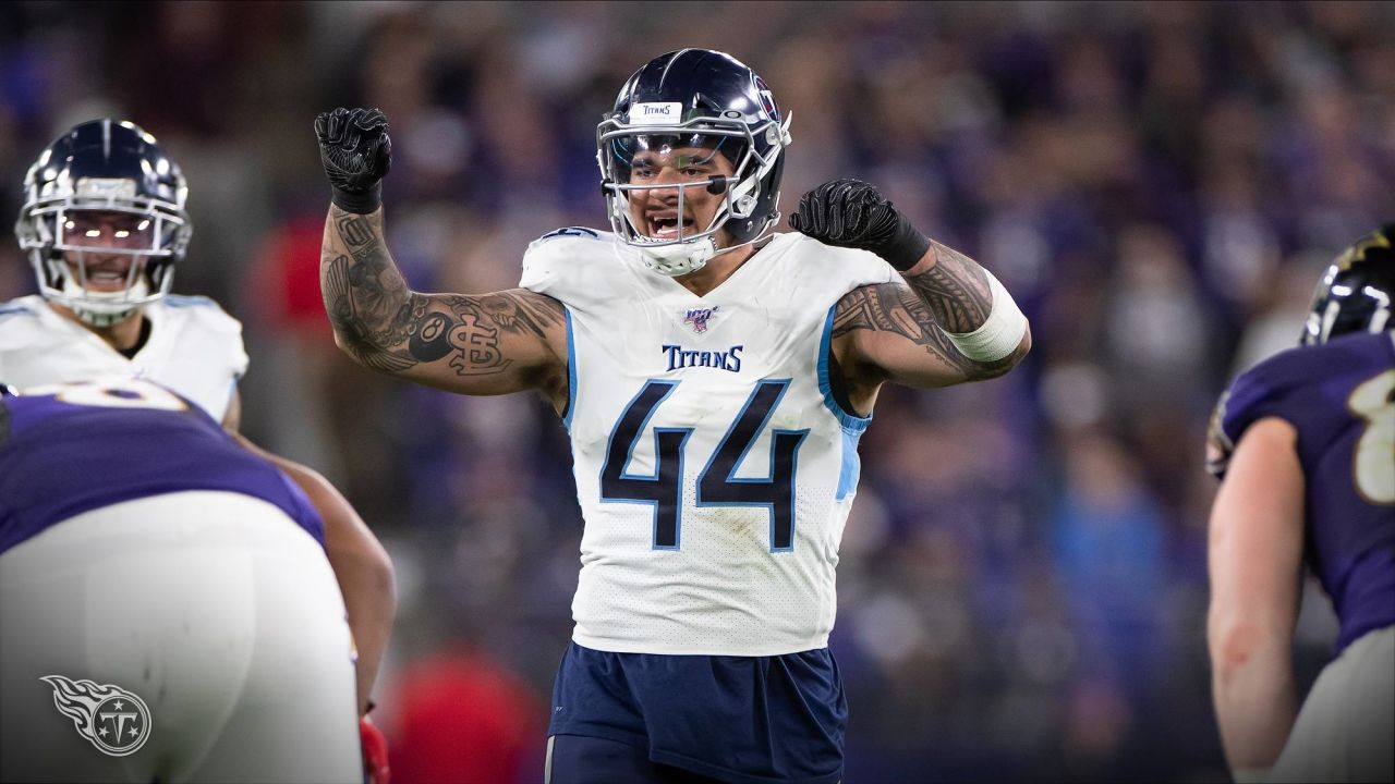 OLBs Kamalei Correa and Harold Landry in Wednesday's Titans practice.