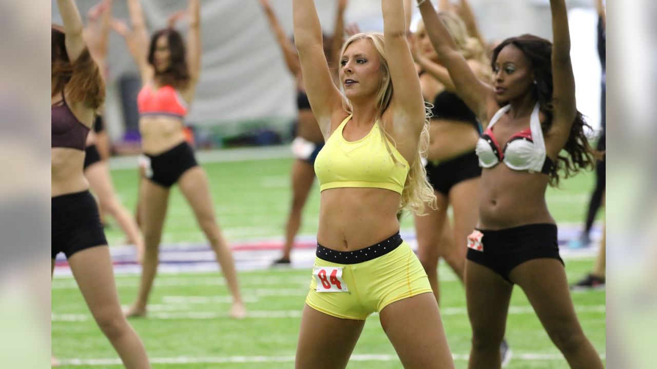 Titans Cheerleader Auditions Set for April 9