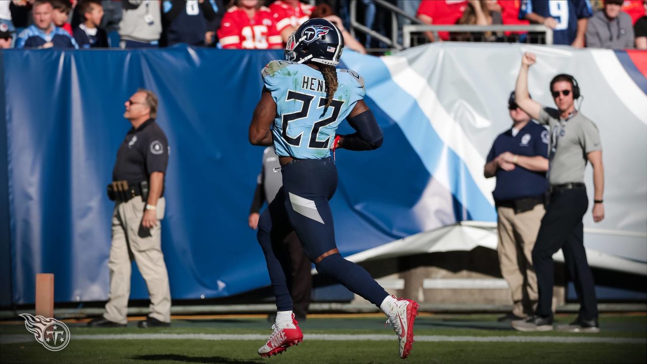 NFL on X: Congratulations to @Ravens QB Lamar Jackson and @Titans RB Derrick  Henry, the 2019 @FedEx Air and Ground Players of the Year! 