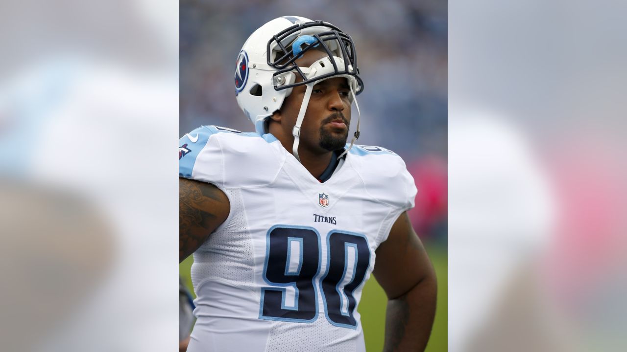 DaQuan Jones Re-Signs with Tennessee Titans on Multiyear Contract