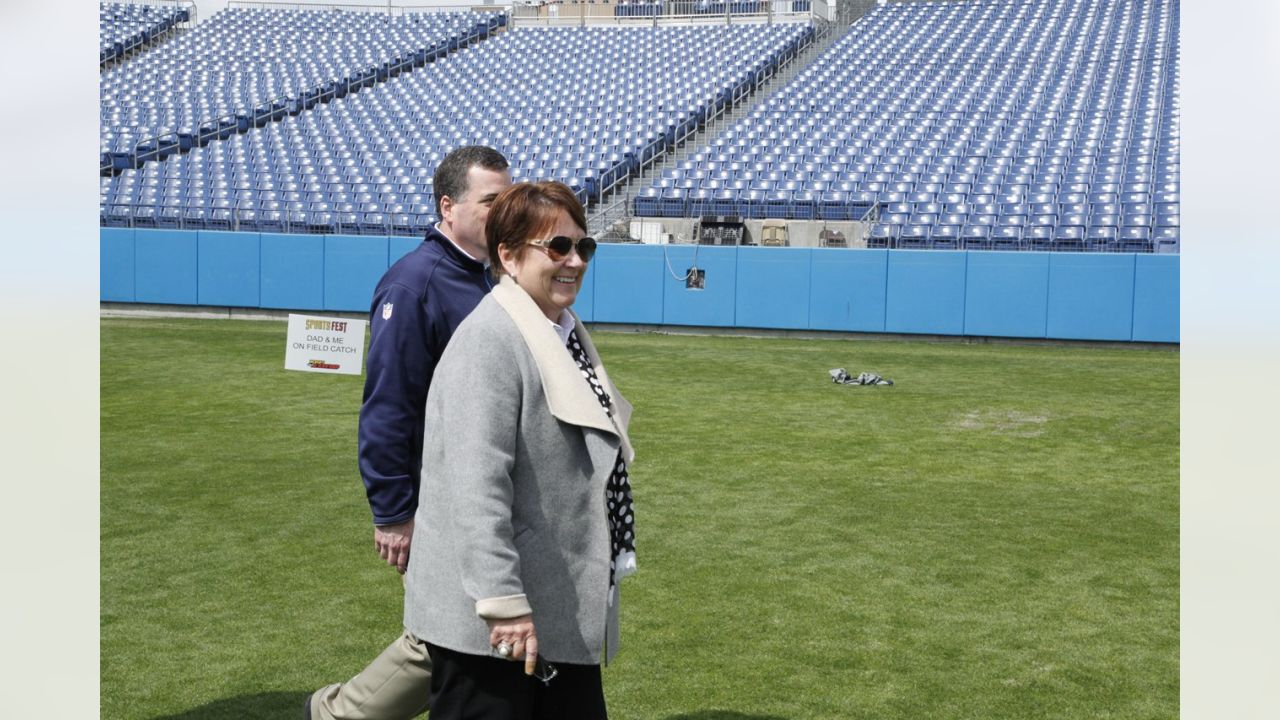 Titans owner Amy Adams Strunk: 'I don't want a new stadium  the stadium  doesn't win games'