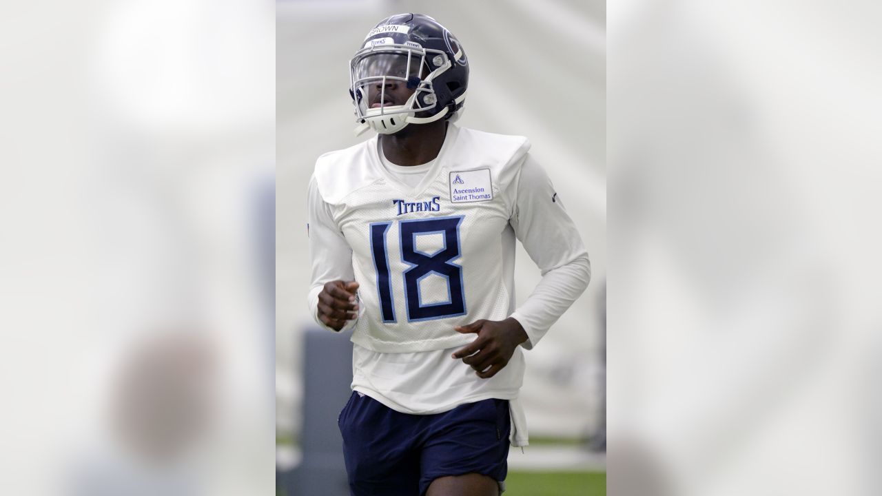 Roster Moves: Titans Add Six Players, Waive Four After Rookie Minicamp