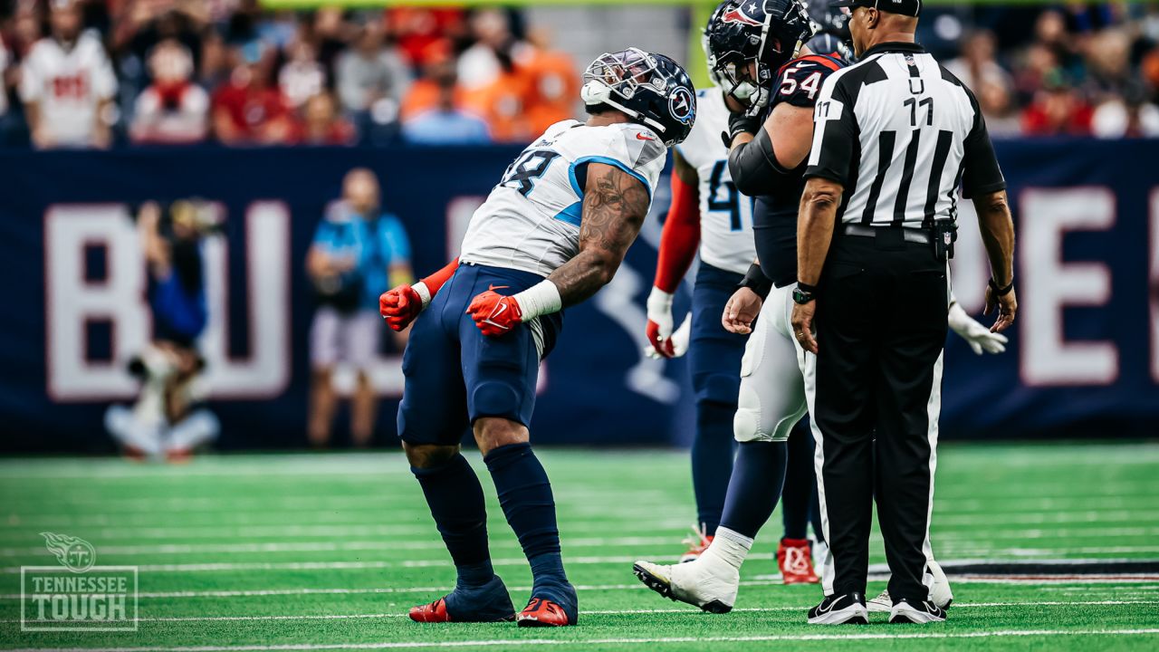 Derrick Henry 200-yard rushing streak: Titans RB comes up short of rushing  record vs. Texans - DraftKings Network