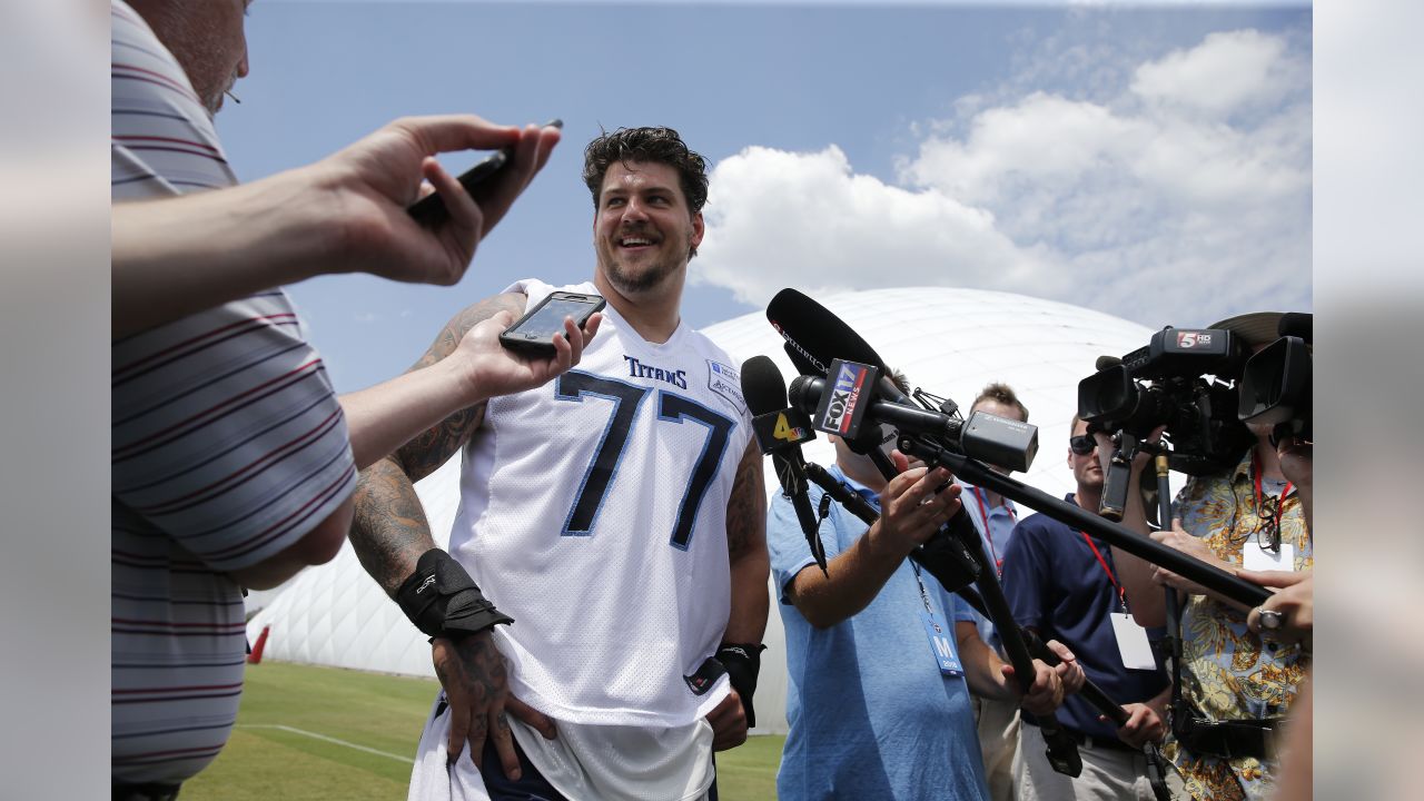 Taylor Lewan Tennessee Titans 2014 2022 Once A Titan, Forever A Titan Thank  You For The Memories Signatures Shirt - Limotees