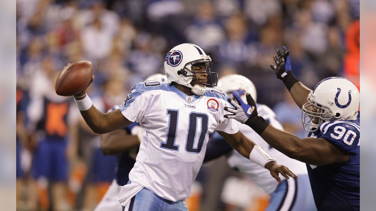 November 18, 2018: Tennessee Titans quarterback Marcus Mariota (8) during  NFL football game action between the Tennessee Titans and the Indianapolis  Colts at Lucas Oil Stadium in Indianapolis, Indiana. Indianapolis defeated  Tennessee