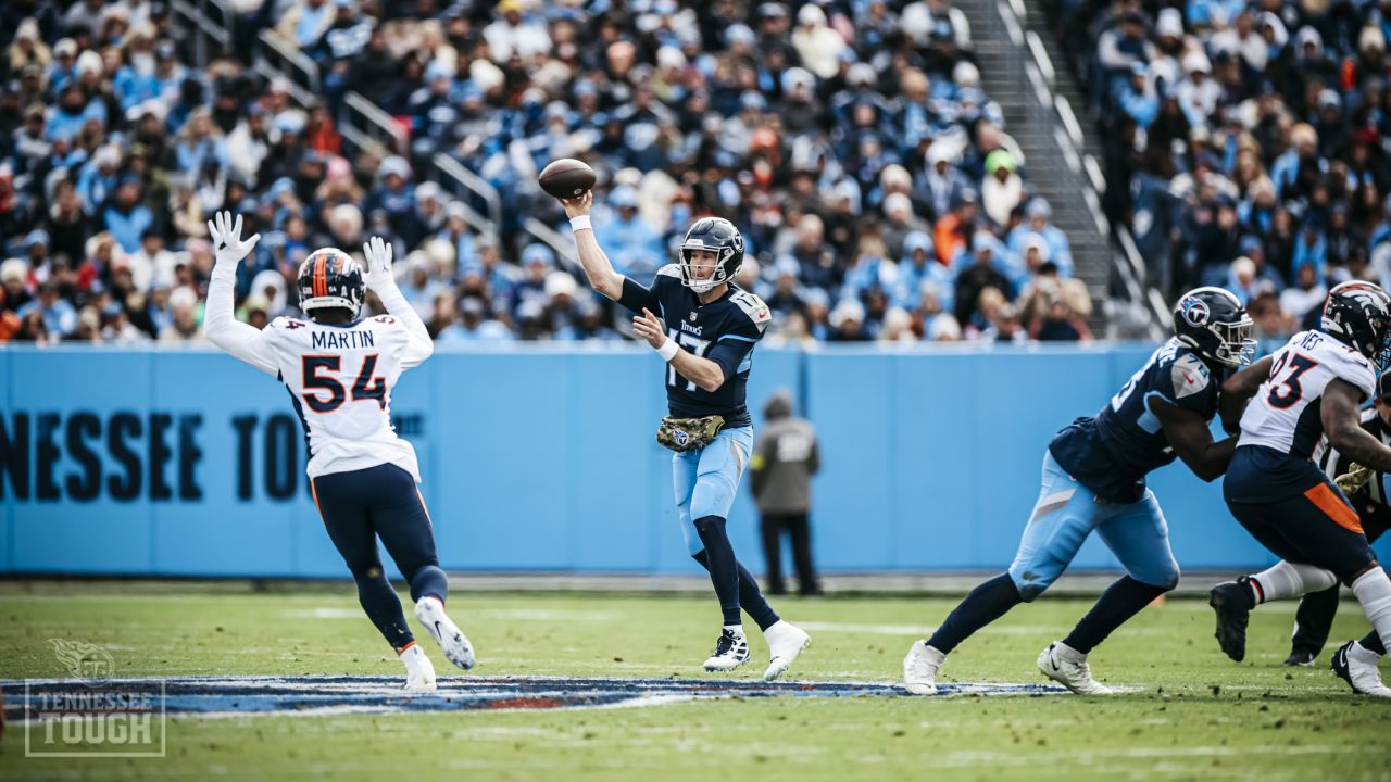 Titans Find a Way in 17-10 Win Over the Broncos