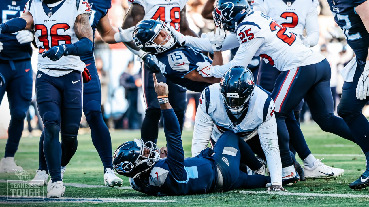 NFL: Houston Texans lose to Tennessee Titans