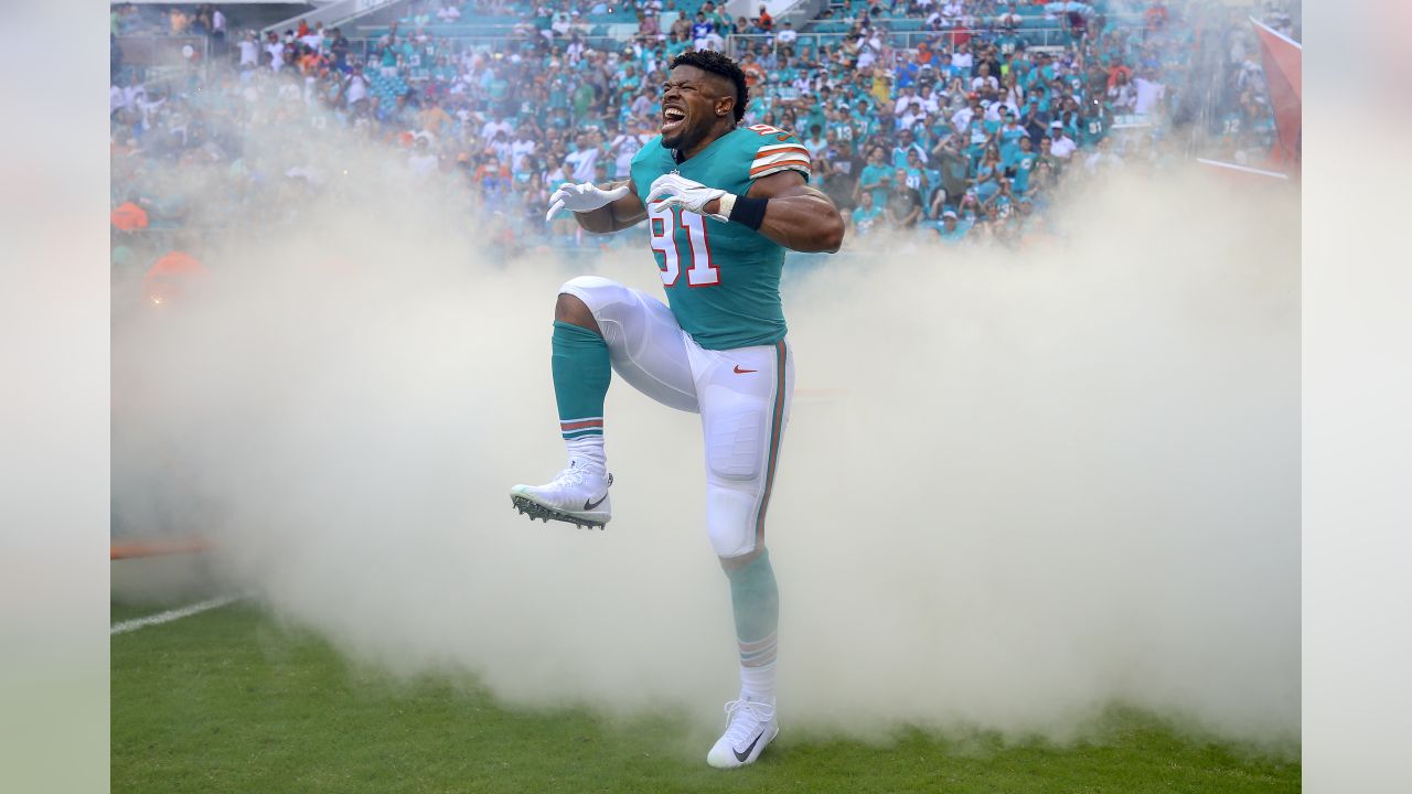 South Florida Sun Sentinel on X: Tennessee Titans waive former Miami  Dolphins star Cameron Wake    / X