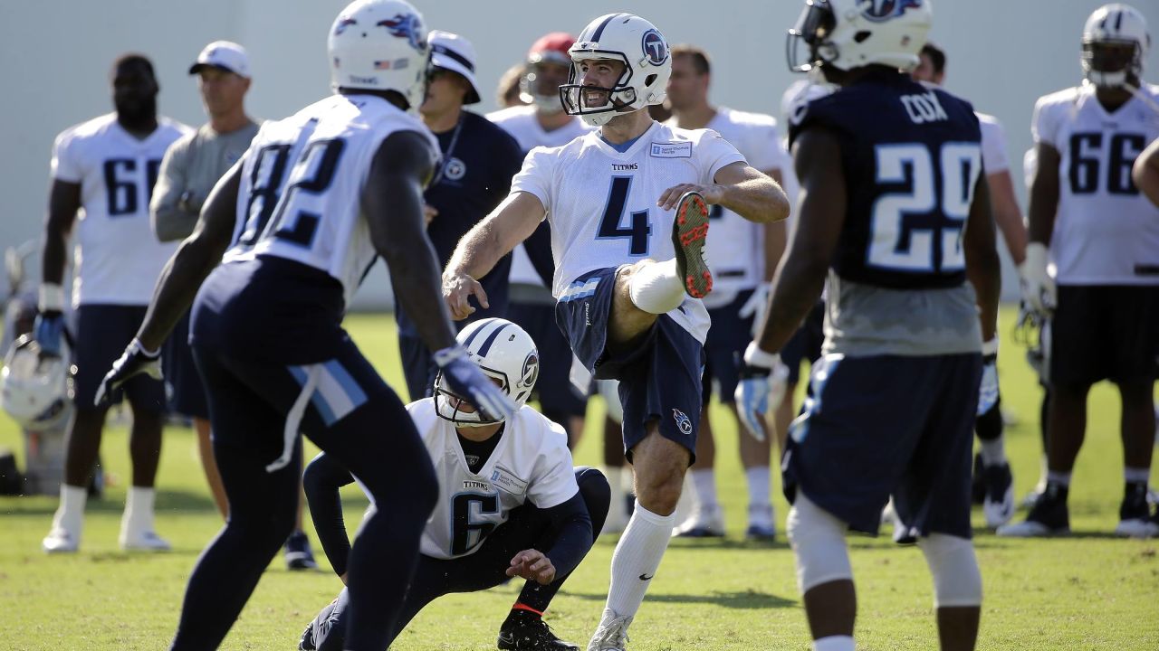 Tampa Bay Buccaneers kicker Ryan Succop (3) warms up before a preseason NFL  football game against the Tennessee Titans, Saturday, Aug. 21, 2021, in  Tampa, Fla. (AP Photo/Phelan M. Ebenhack Stock Photo - Alamy