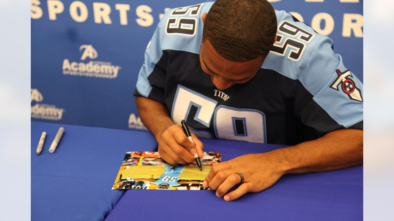 Tennessee Titans on X: Congratulations to Wesley Woodyard (@WoodDro52) on  being named the #Titans nominee for the Walter Payton @NFL Man of the Year  award. #WPMOY #TitanUp Story 