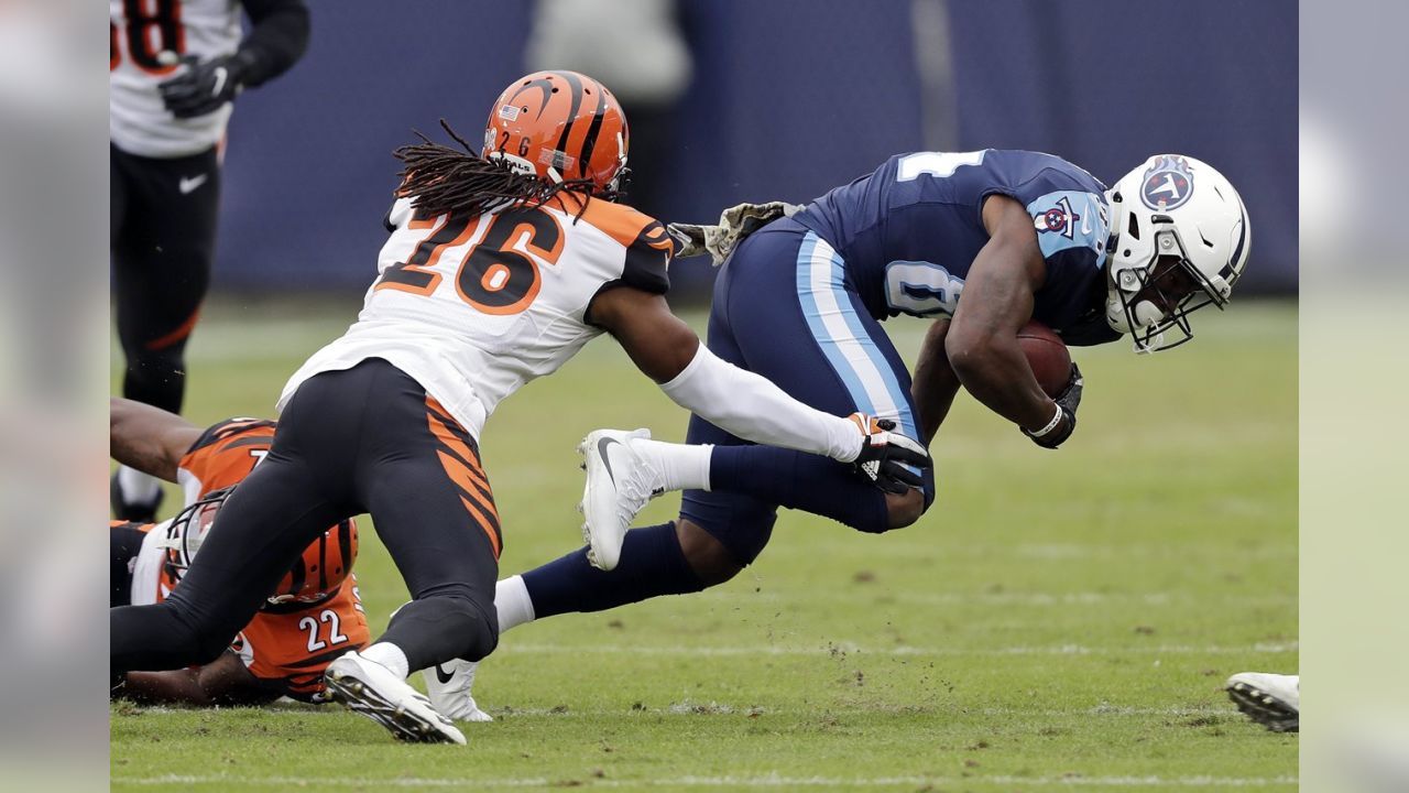 Cincinnati Bengals get thumped by Tennessee, 24-20