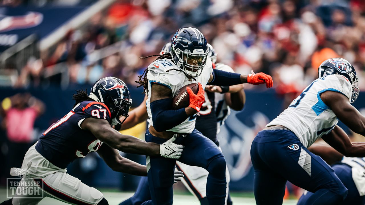 Titans Dominate Texans in 17-10 Win as RB Derrick Henry Goes Over the  200-Yard Mark Once Again