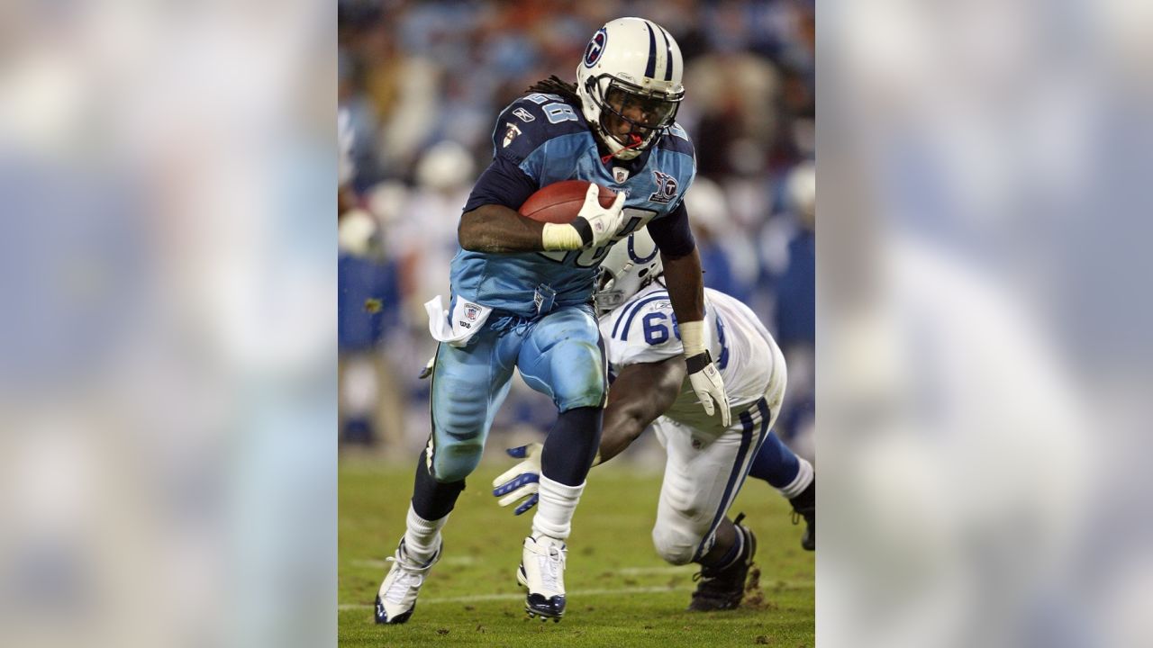 B/R Gridiron on X: .@ChrisJohnson28 thinks Tennessee's RB1s are in the  elite category: ➖ Derrick Henry ➖ Chris Johnson ➖ Eddie George ➖ Earl  Campbell  / X