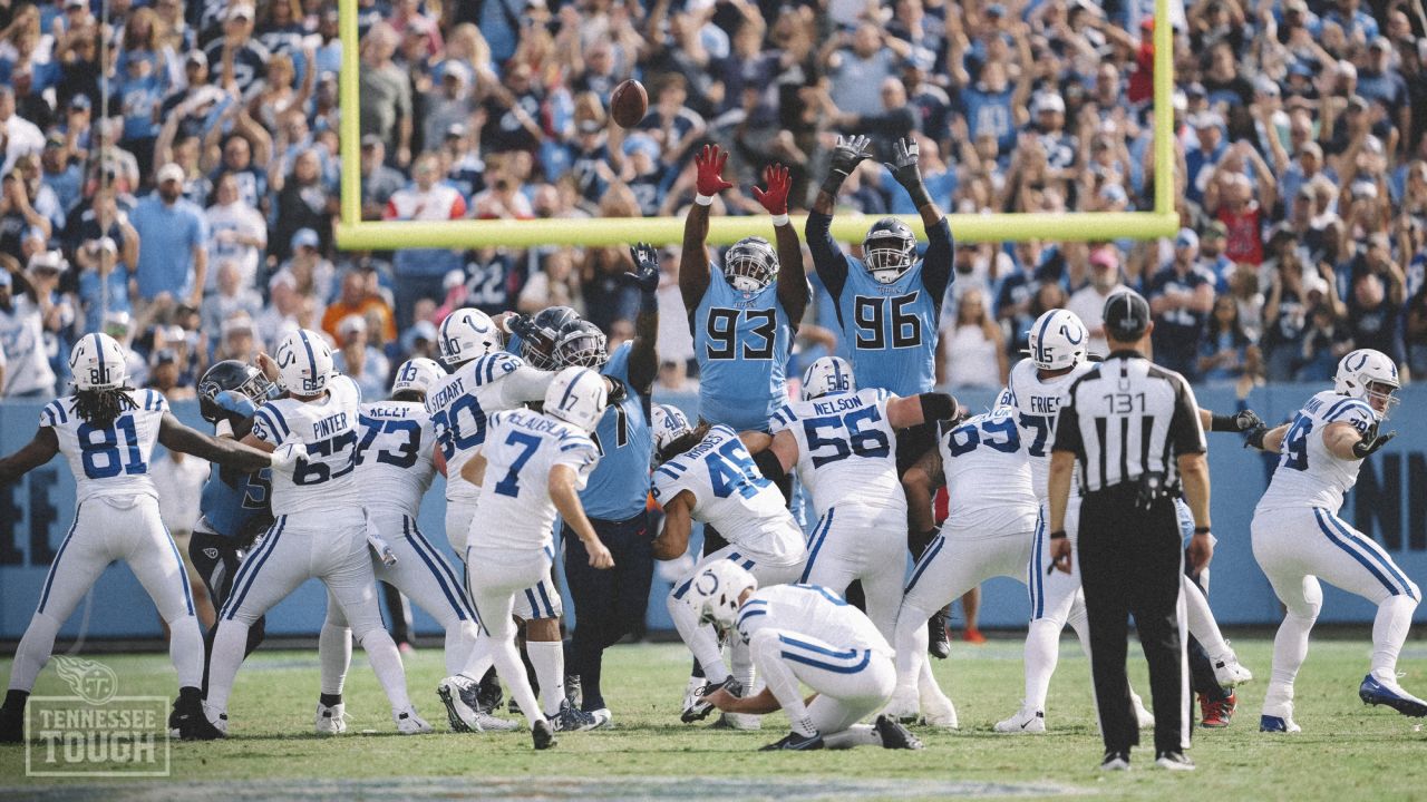 Tennessee Titans defeat Indianapolis Colts 19 to 10 at Nissan Stadium