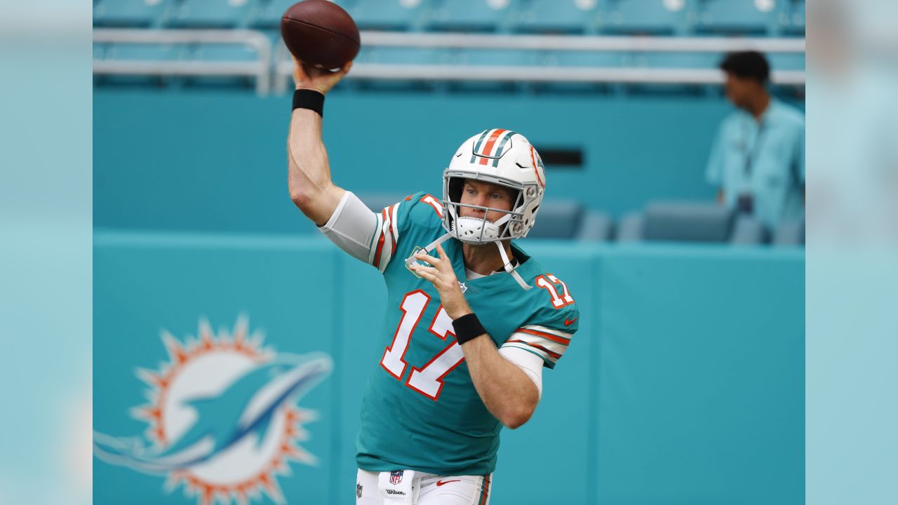 Dolphins trade away QB Ryan Tannehill, making them prime trade-up candidate  in the Draft - Silver And Black Pride