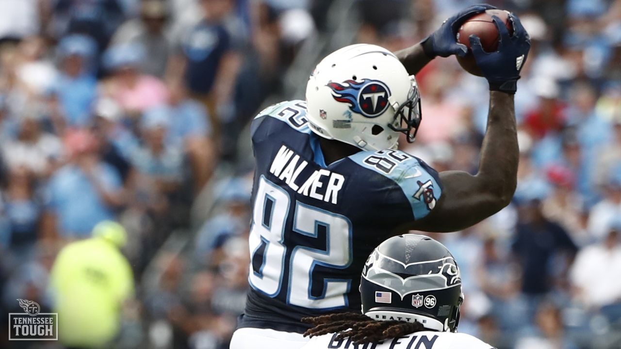 Delanie Walker Thankful for His Time With the Titans as He Officially  Announces His Retirement