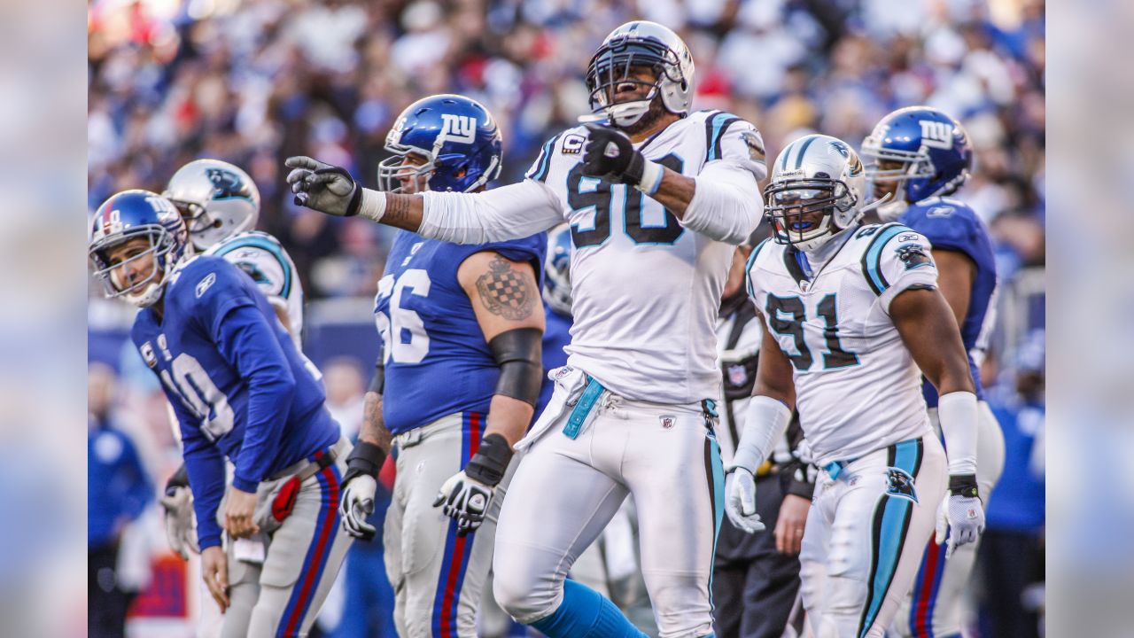 Julius Peppers retirement: Panthers DE ends career after 17 seasons -  Sports Illustrated