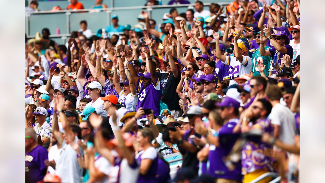 Vikings Debut 17-Player Choreographed Bowling Celebration Which is Somehow  Legal